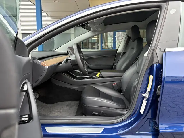 Tesla Model 3 Standard RWD Plus 60 kWh 2020 Elektrisch 13