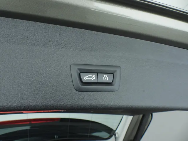 BMW X1 xDrive20i 2018 Benzine 23