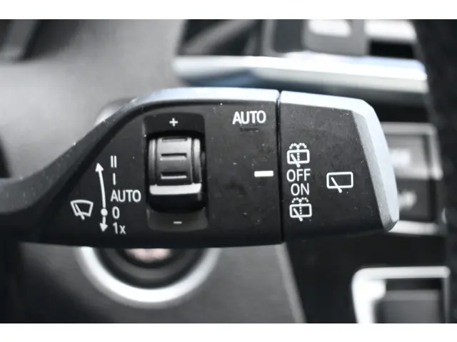 BMW 1 Serie 118i Corporate Lease Executive 2017 Benzine 40