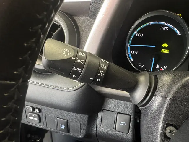 Toyota RAV4 2.5 Hybrid Energy Plus 2019 Hybride Benzine 38