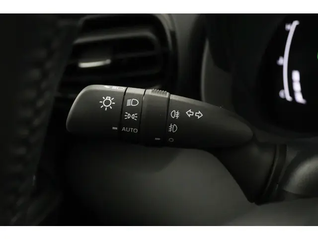 Toyota Yaris Cross 1.5 Hybrid 115 2024 Hybride Benzine 30