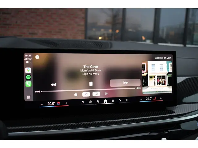 BMW X5 xDrive50e M-Sport 2023 Hybride Benzine 71