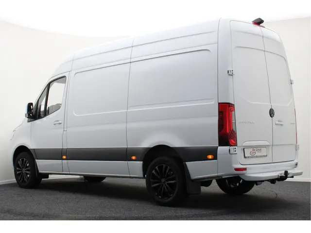 Mercedes-Benz Sprinter 3