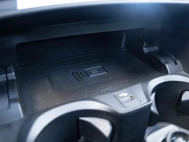 BMW 3 Serie Touring 330e 2021 Hybride Benzine 41