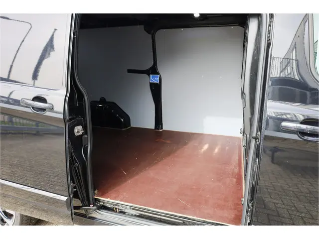 Ford Transit Custom 320 2.0 TDCI L2H1 Sport 2022 Diesel 12