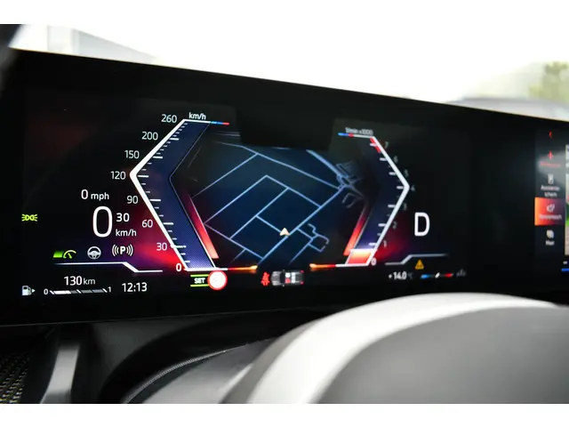 BMW 5 Serie Touring 520i M-Sport 2024 Benzine 78