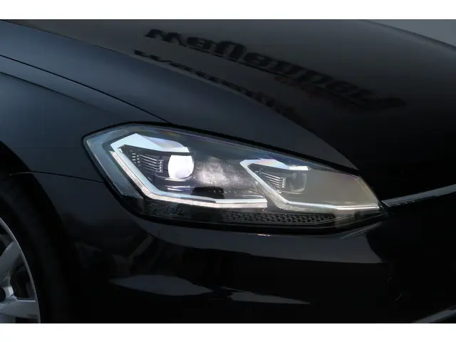 Volkswagen Golf 1.5 TSI DSG 2018 Benzine 21