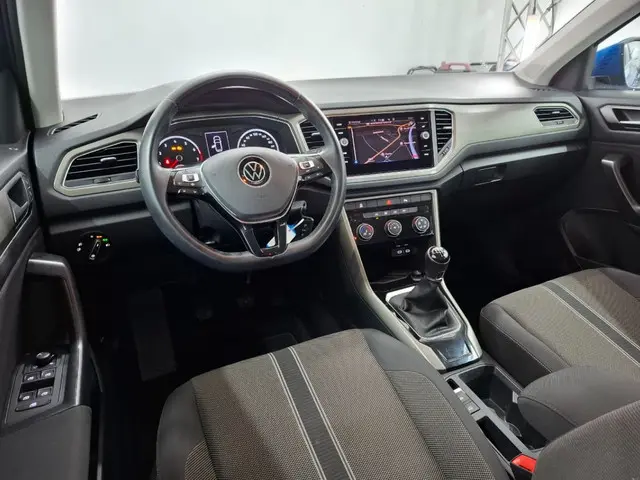 Volkswagen T-Roc 1.0 TSI Style Business 2021 Benzine 6