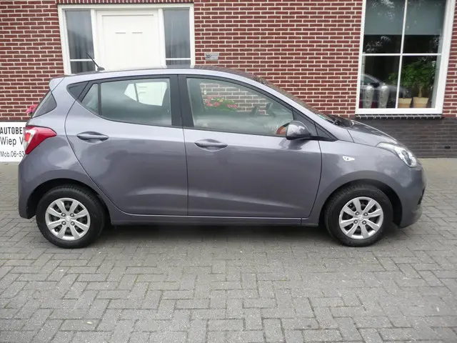 Hyundai i10 1.0i i-Motion Comfort 2016 Benzine 8