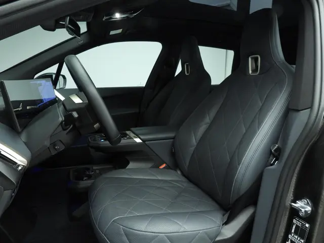 BMW iX xDrive50 2025 Elektrisch 7