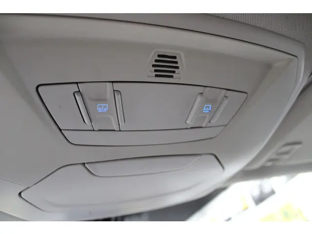 Ford Kuga 1.6 Titanium 2013 Benzine 25