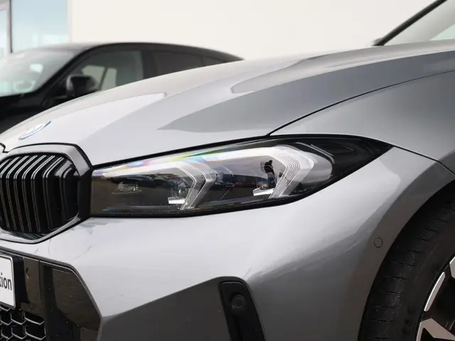 BMW 3 Serie 330e 2026 Hybride Benzine 58