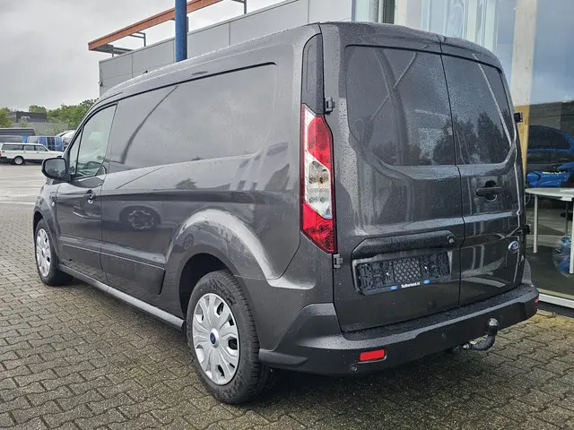 Ford Transit Connect 3