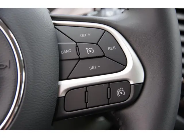 Jeep Compass 1.4 MultiAir Night Eagle 2019 Benzine 6