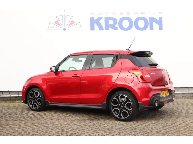 Suzuki Swift 1.4 Sport 140 PK 2018 Benzine 3