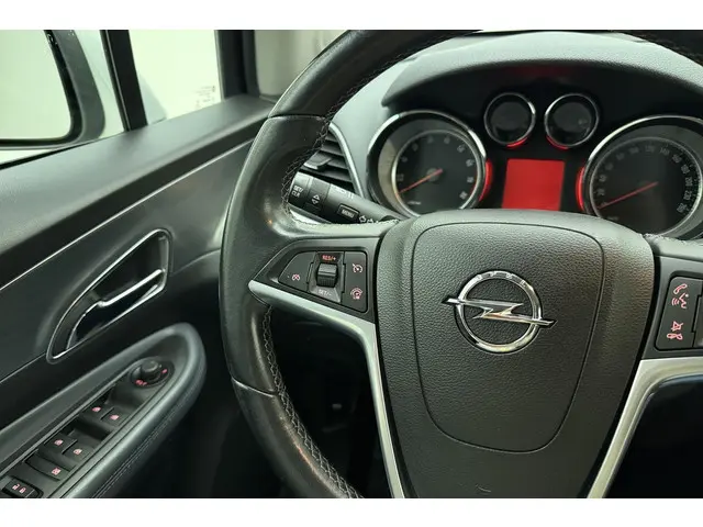 Opel Mokka 1.4 Turbo 140pk Innovation 2016 Benzine 23