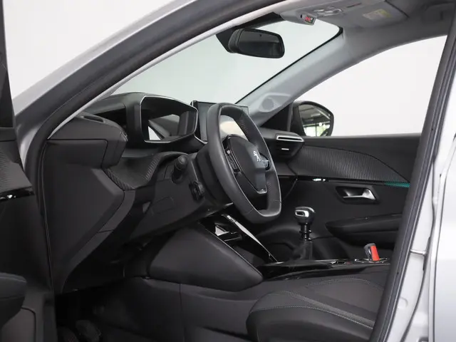 Peugeot 208 1.2 PureTech Allure Pack 2023 Benzine 6