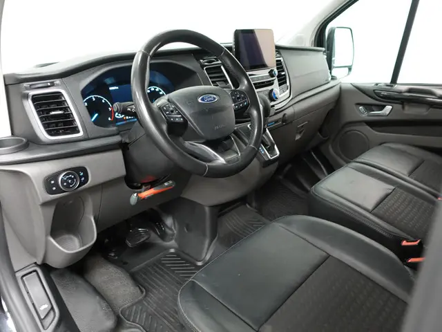 Ford Transit Custom 320 2.0 TDCI L2H1 Sport 2023 Diesel 12