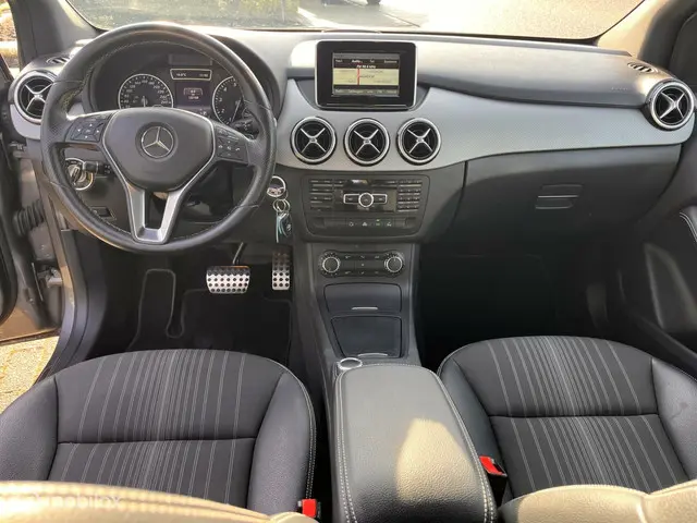 Mercedes-Benz B-Klasse 180 Ambition 2014 Benzine 11