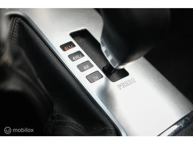 Mitsubishi Pajero 3.2 DI-D Instyle 2013 Diesel 11