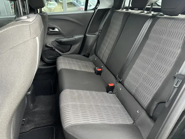 Opel Corsa 1.2 Edition 2022 Benzine 11