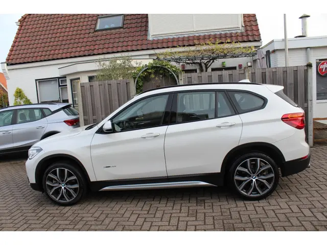 BMW X1 3