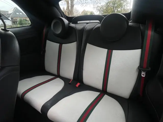 Fiat 500C 0.9 TwinAir by Gucci| UNIEK | NAP | 2013 Benzine 21