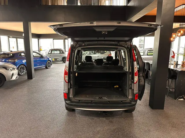 Renault Kangoo Family - 1.2 TCe Limited 2014 Benzine 19