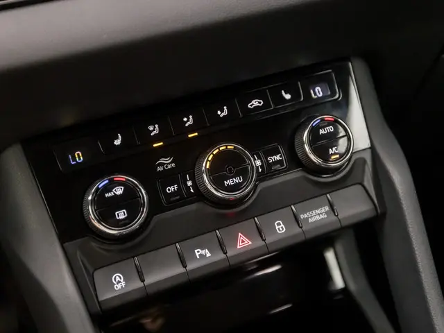 Škoda Karoq 1.0 TSI Sport Deluxe 2019 Benzine 9
