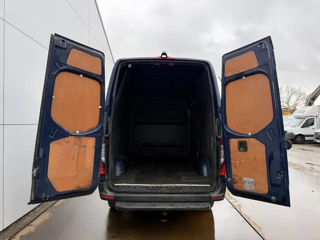 Mercedes-Benz Sprinter 317 1.9 CDI 2022 Diesel 11