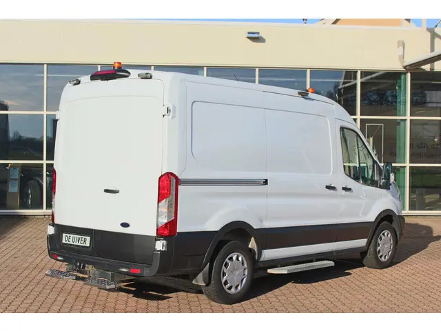 Ford Transit 350 2.0 TDCI L2H2 Trend 2021 Diesel 5