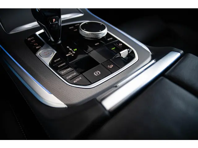 BMW X5 xDrive45e High Executive 2021 Hybride Benzine 48