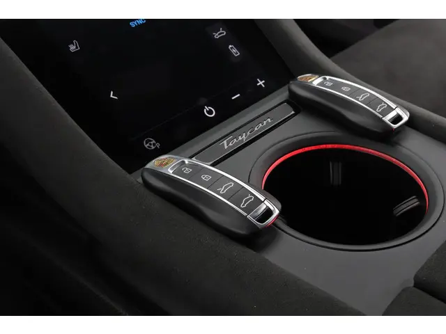 Porsche Taycan Sport Turismo GTS 2022 Elektrisch 62