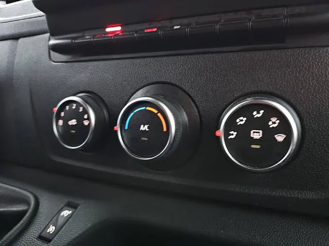 Renault Master 2.3 2020 Diesel 10