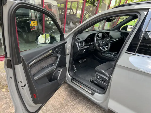 Audi Q5 3.0 TFSI SQ5 quattro Pro Line Plus 2018 Benzine 7