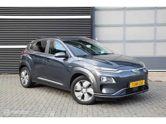 Hyundai Kona EV Premium 64 kWh + Trekhaak 2019 Elektrisch 5