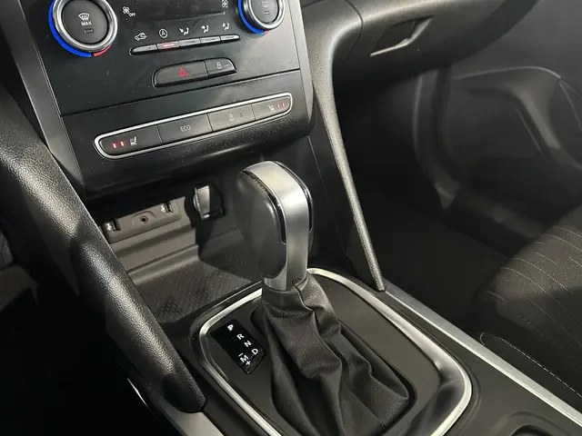 Renault Mégane Estate 1.3 TCe Limited 2019 Benzine 14