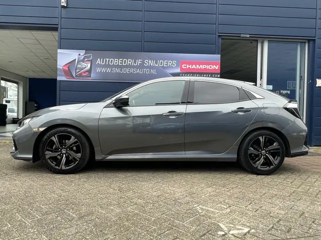 Honda Civic 1.0 i-VTEC Premium automaat 2017 Benzine 19