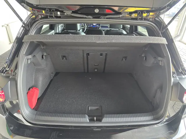 Volkswagen Golf 1.5 eTSI Edition 50 2024 Benzine 31