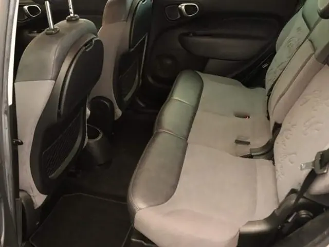 Fiat 500L Living 0.9 TwinAir Lounge 7p. 2015 Benzine 10