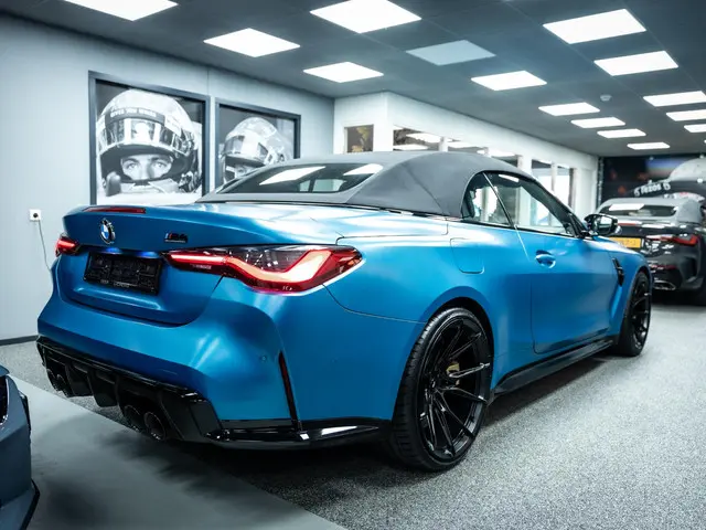 BMW M4 4-serie Cabrio xDrive Competition 2023 Benzine 9