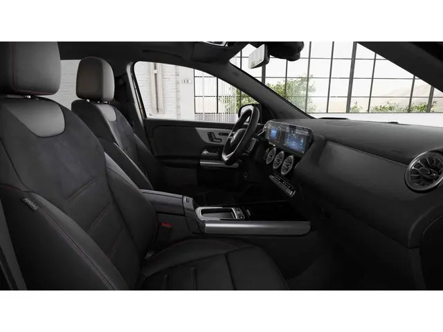 Mercedes-Benz GLA 180 Business Solution AMG 2025 Benzine 5
