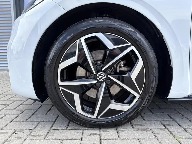 Volkswagen ID.3 First Plus 58 kWh 2020 Elektrisch 42