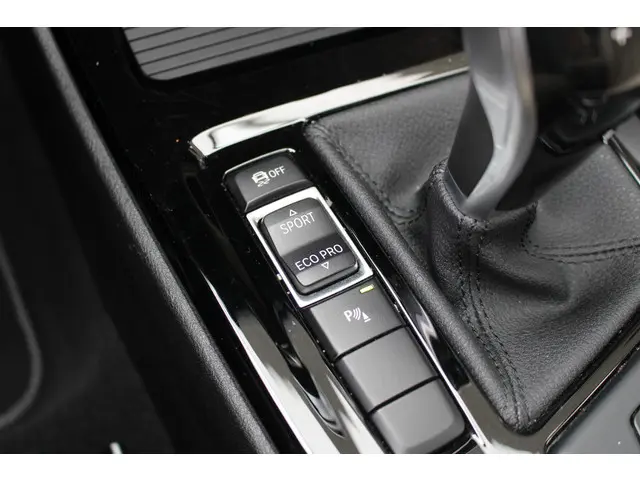 BMW X1 sDrive20i VDL Nedcar Edition 2020 Benzine 36