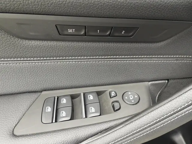 BMW 5 Serie Touring 520d 2024 Diesel 28