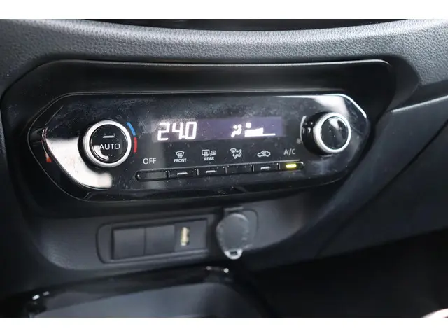 Toyota Aygo X 1.0 VVT-i MT Envy 2023 Benzine 23