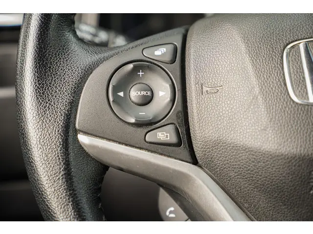 Honda Jazz 1.3i VTEC ELEGANCE 2018 Benzine 15