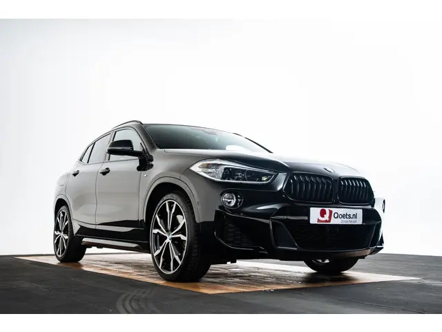 BMW X2 sDrive20i High Executive Edition 2020 Benzine 24
