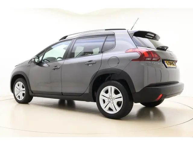 Peugeot 2008 1.2T 130pk Automaat Signature 2019 Benzine 12