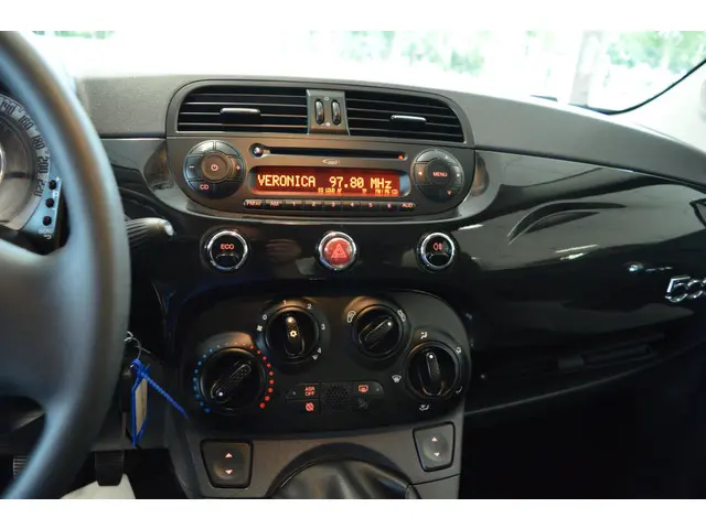 Fiat 500 0.9 TwinAir Turbo Popstar 2015 Benzine 29